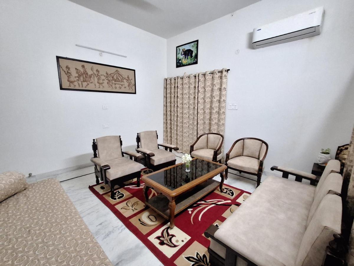 Keen Leopard Homestay Jawai Bandh Exterior photo